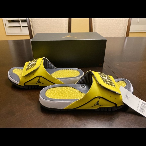 New Nike Jordan 4 Retro Lighting Slides Sandals - Picture 8 of 12